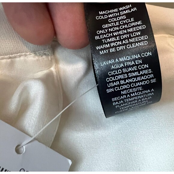 Chico's Black Label Simple Seamed Layer Tank  Size S  NWT  Ecru Shell  Office - Picture 10 of 11